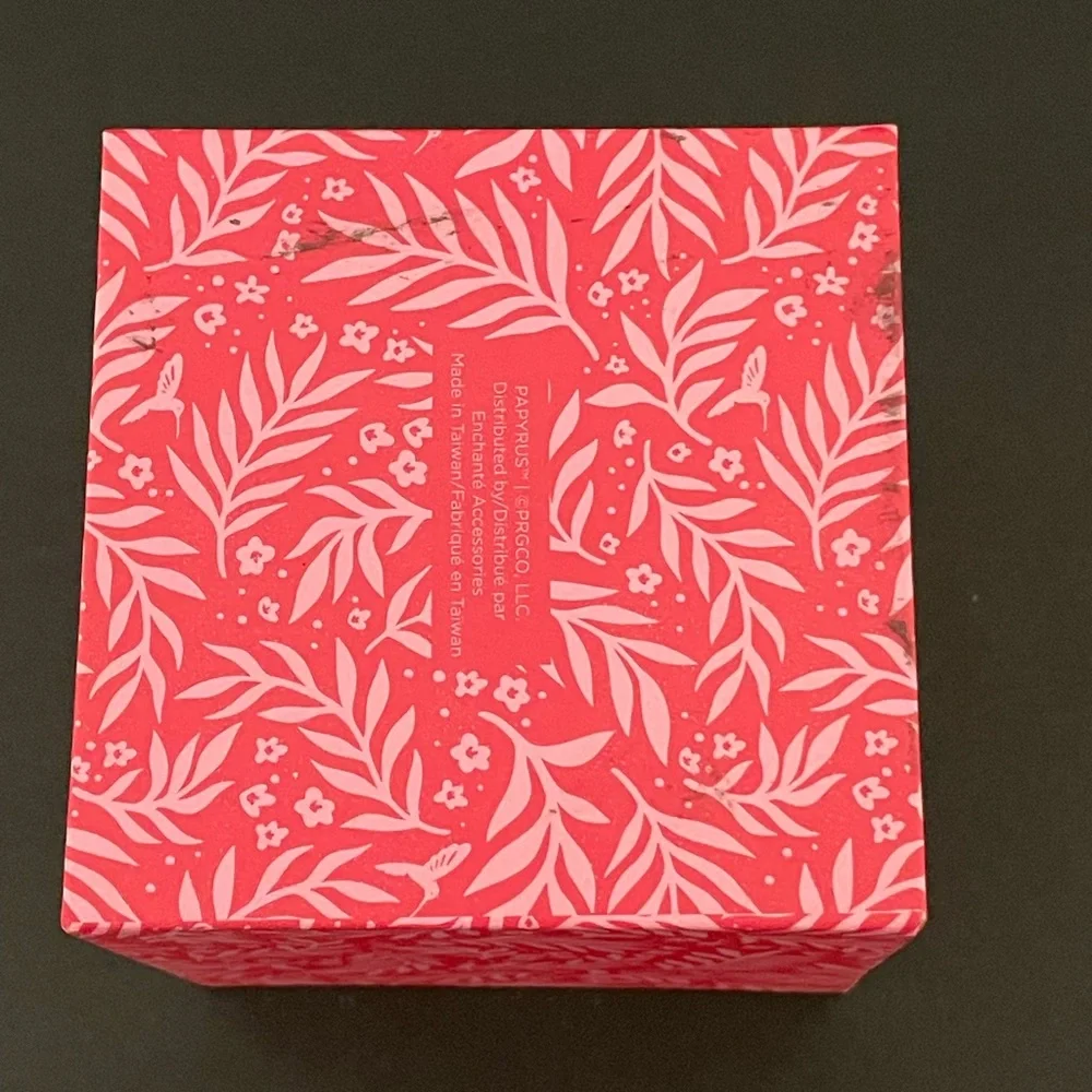PAPYRUS pink cube notepad stationery with gold pen